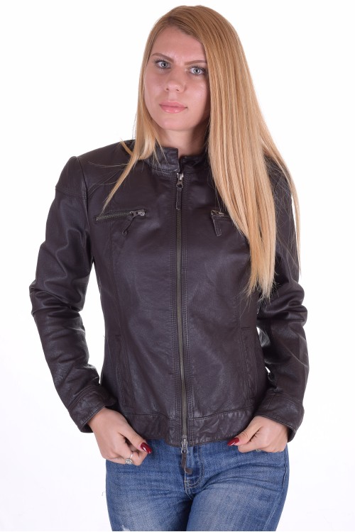 Кожено яке 64.00