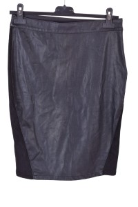 Черная юбка из искусственной кожи