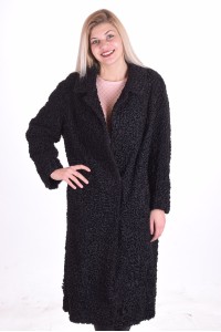 Елегантно дамско палто от астраган