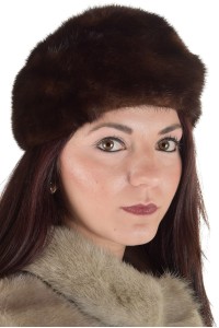 Чудесна дамска шапка от естествен косъм