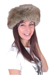 Красива дамска шапка от лисица