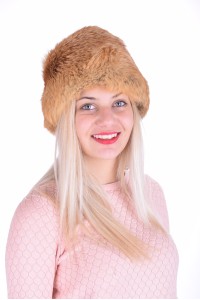 Кокетна шапка от лисица