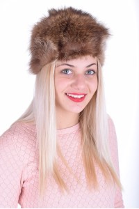 Дамска шапка от естествен косъм шапката е от ракун.