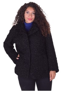 Женское черное пальто из каракуля
