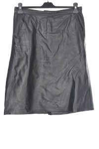 Schwarze Rock aus Echtleder
