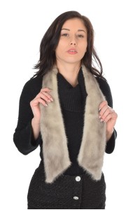 Collar made of mink fur