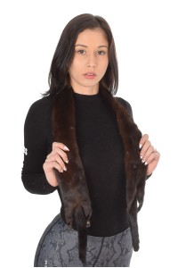 Collar made of mink fur