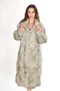 Classic coat for women made of goatskin