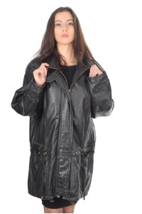Classic jacket for women made of genuine leather